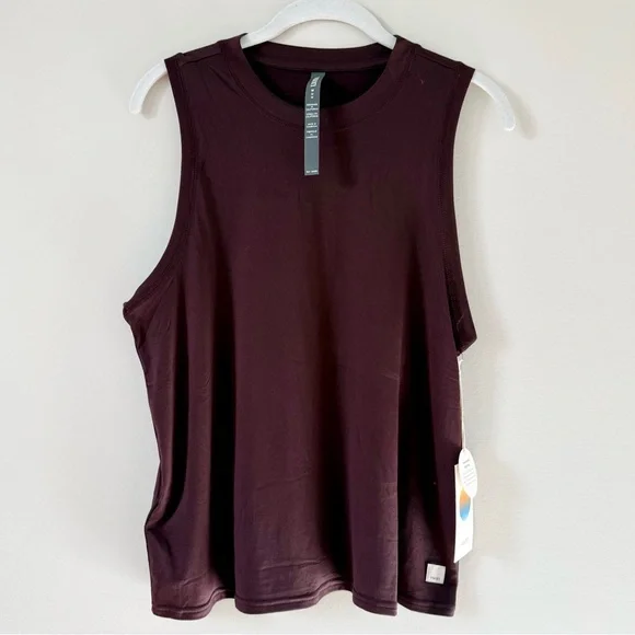 NWT Vuori Women's Energy Tank Top ingredients Raisin size Medium - Picture 2 of 6